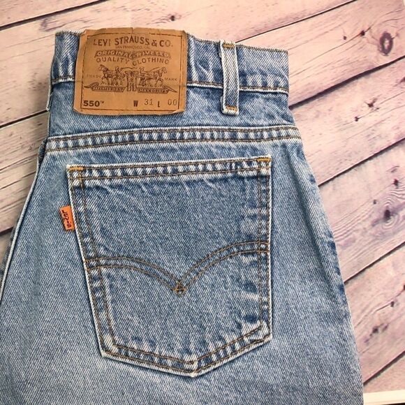 VINTAGE LEVI'S Loose High Waist Shorts Size 31 - Picture 4 of 13